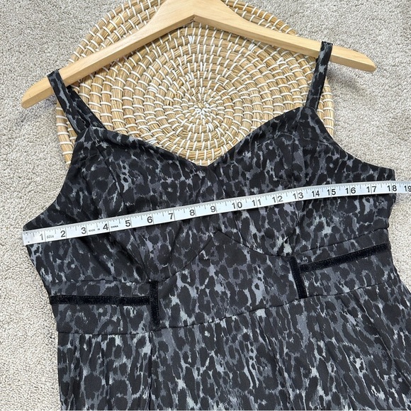 Torrid Dark Grey Leopard Mesh Midi Dress Sleeveless V-Neck Fairygoth Size 1X - Picture 11 of 12